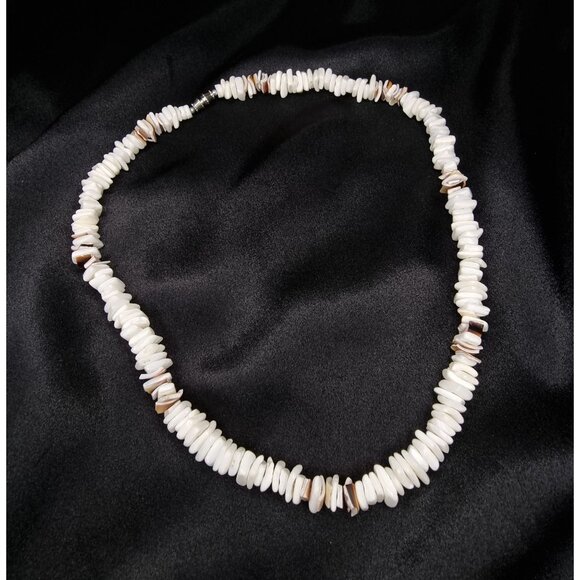 Vintage White & Brown Shell Bead Necklace With Natural Irregular Shapes & Metal - Picture 1 of 5